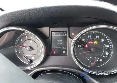 2013 Jeep Grand Cherokee Laredo из США, поврежденный, VIN 1C4RJFAG0DC615445